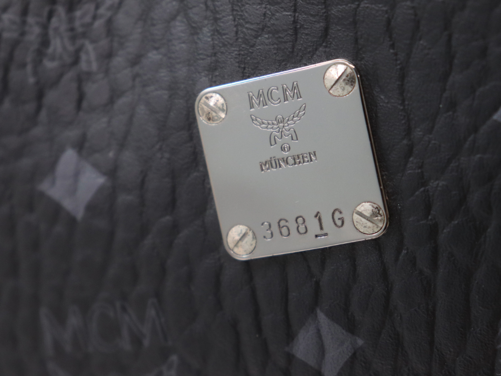 MCMのヴィセトススタッズリュック金具