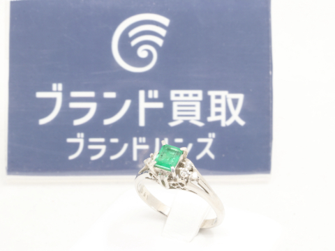 PT900エメラルドリングを買取しました