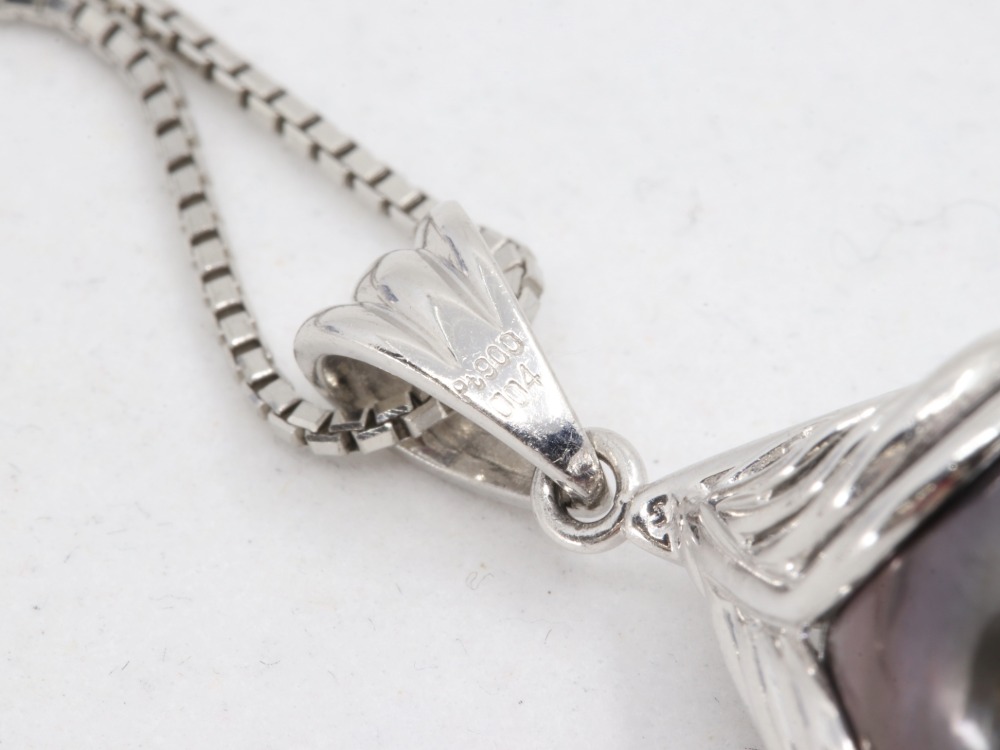 PT900黒蝶パールネックレス刻印