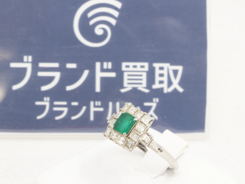 PT900エメラルドリングを買取しました