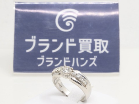 Pt900のダイヤリング