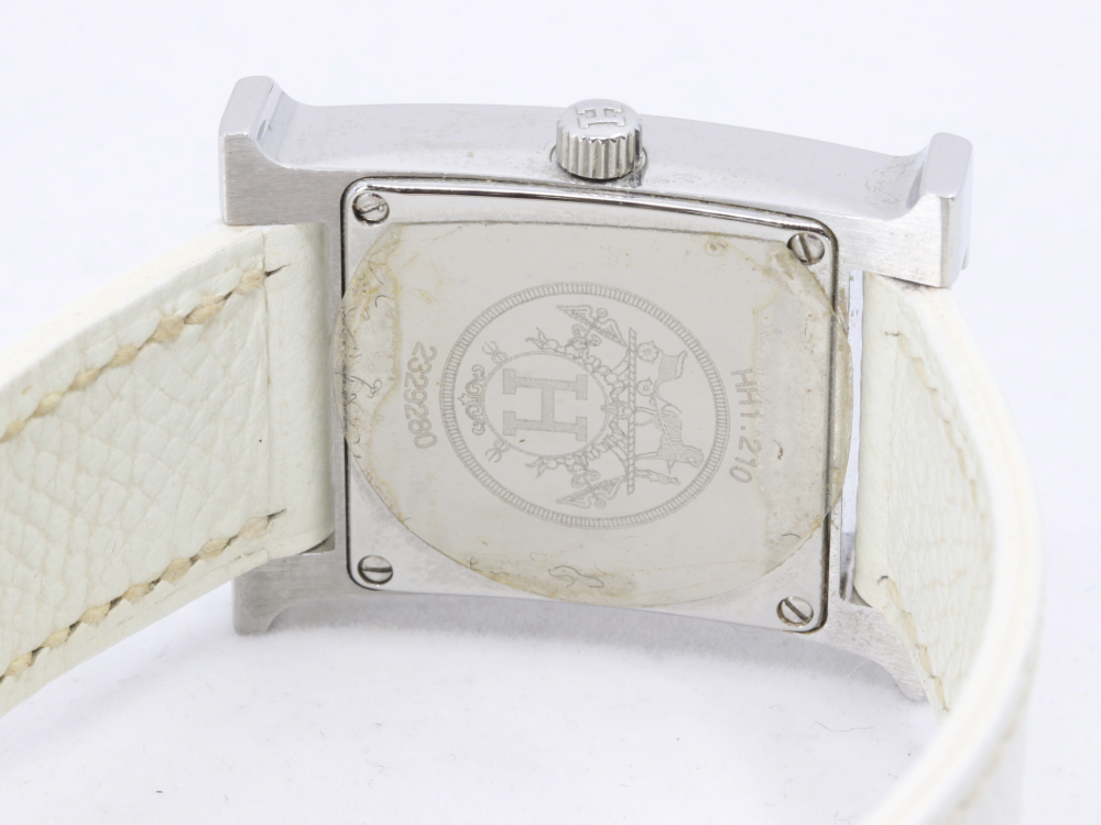 エルメスのHウォッチHH1.210裏蓋