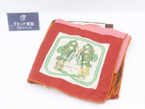 エルメスのカレ90式典用馬勒