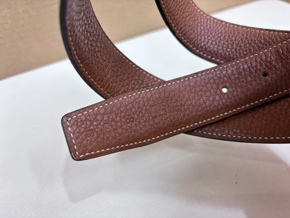 エルメスのコンスタンスHベルト刻印