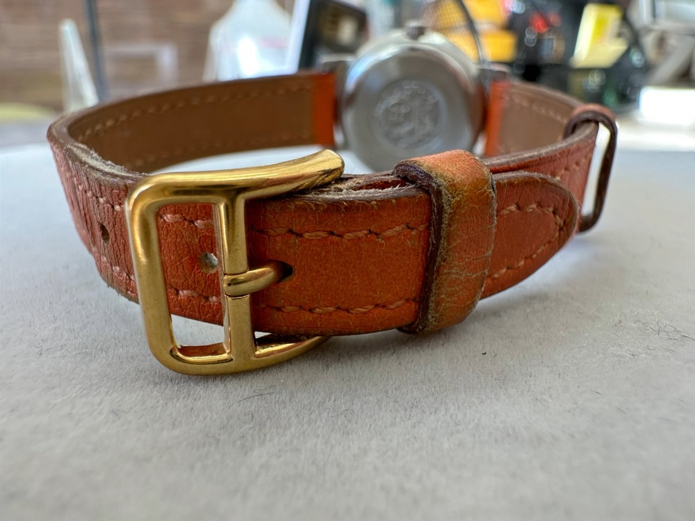 エルメスのセリエウォッチバックル