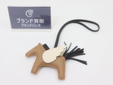 エルメスペガサスロデオチャームPM
