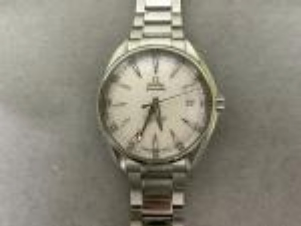 オメガ シーマスター正面