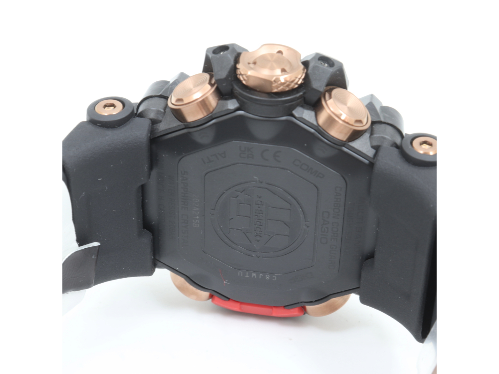 カシオG-SHOCKマッドマスター裏蓋