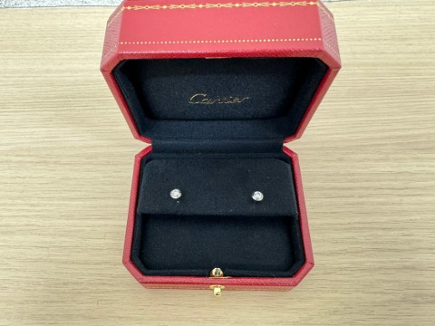 カルティエダムールMMピアス