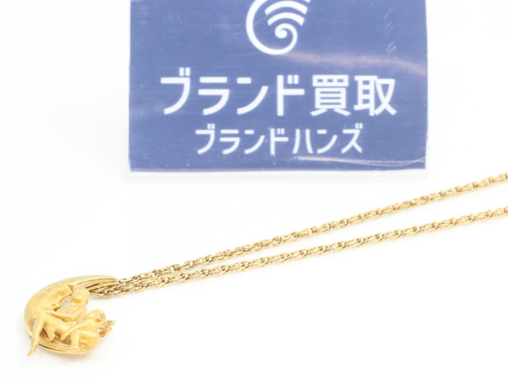 カレライカレラの金YGネックレス全体