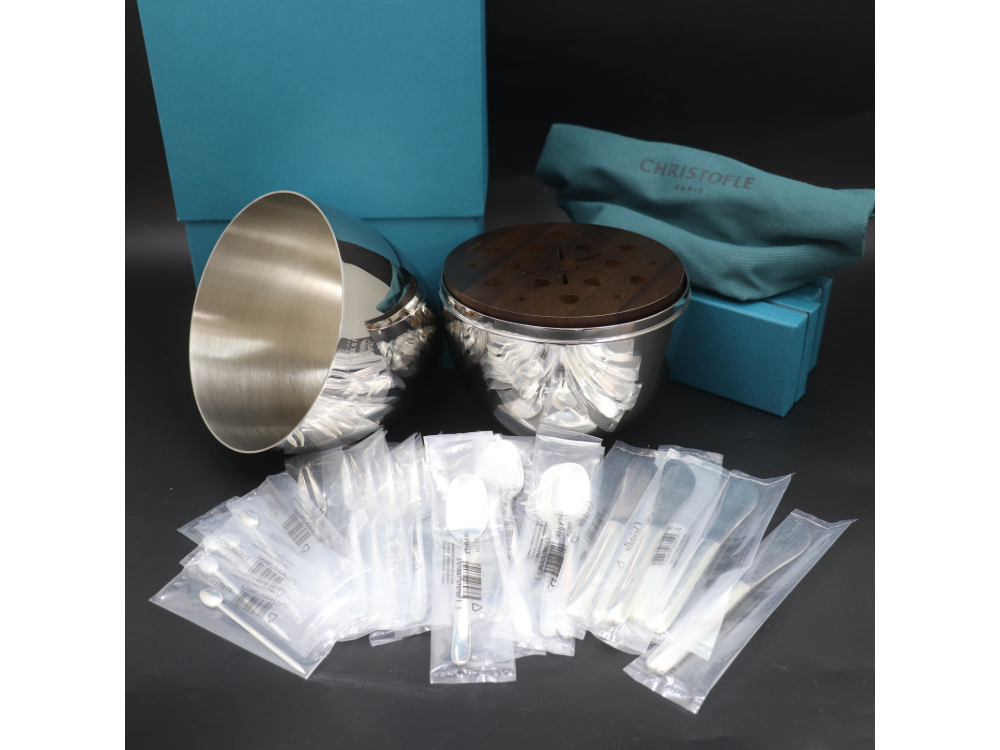 クリストフルムードカラトリーセット6人用全体