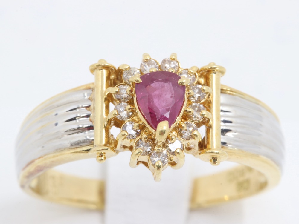 コンビルビーダイヤリング正面