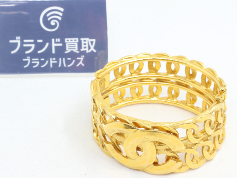 シャネルのココマークバングル96P