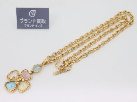 シャネルのネックレス96P