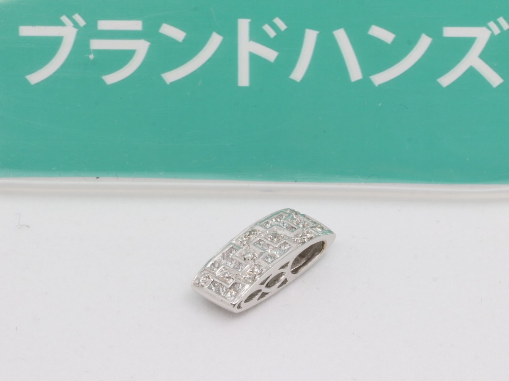 ジュエリーマキのK18ダイヤモンドトップ正面