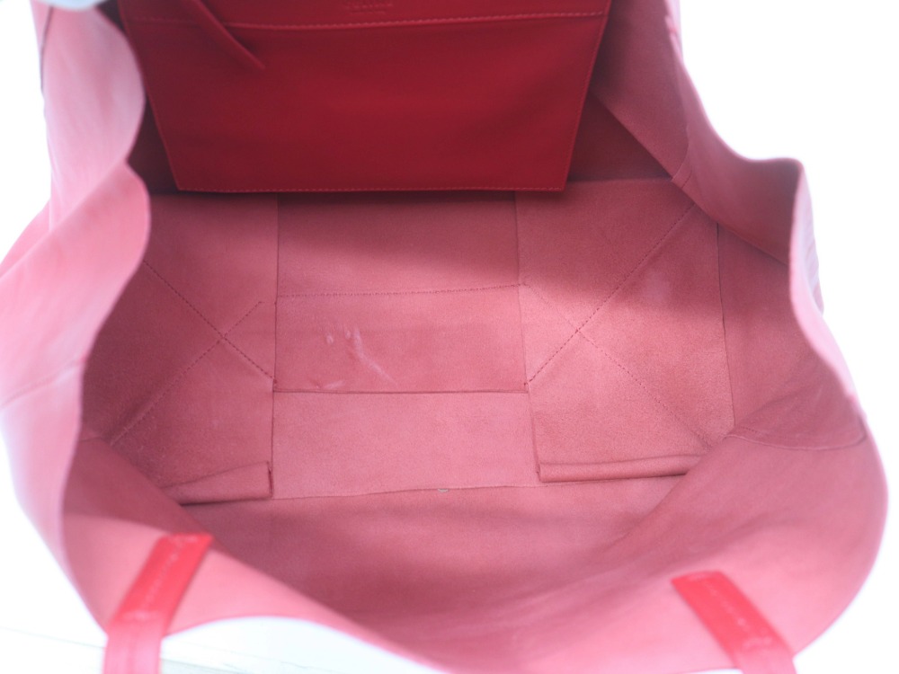 セリーヌのホリゾンタルカバトートバッグ内側