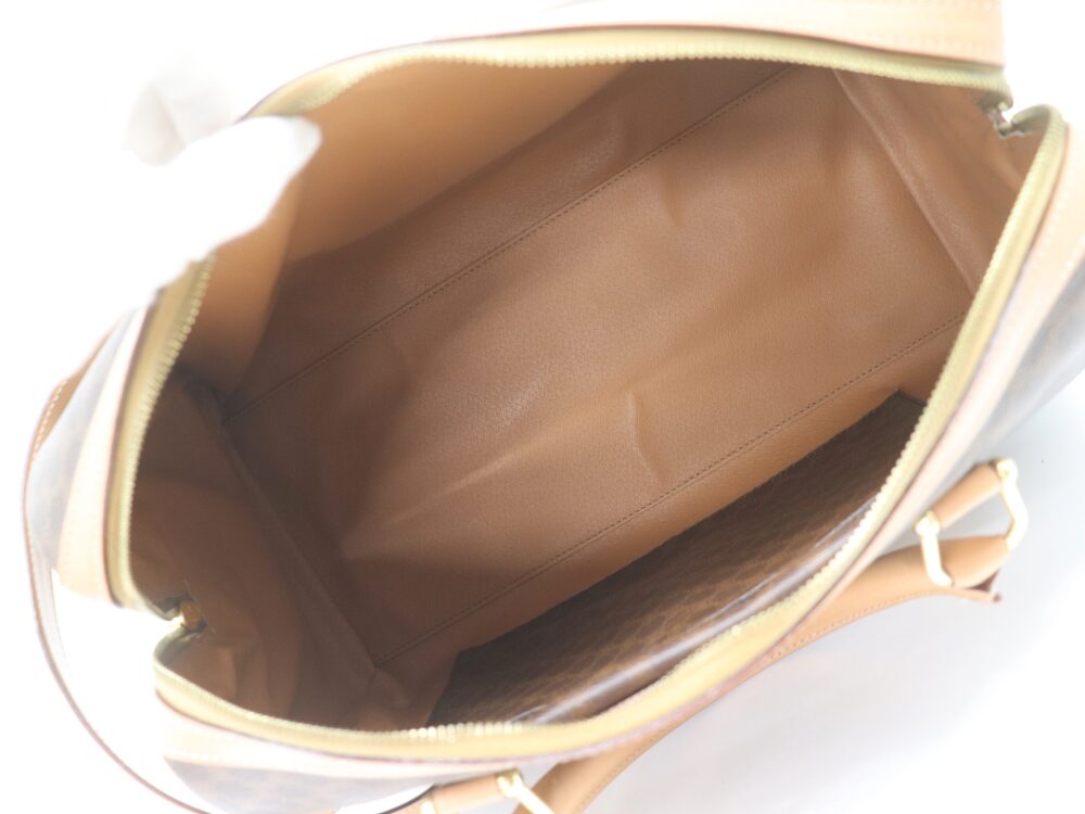 セリーヌのマカダム2WAYボストンバッグ内側