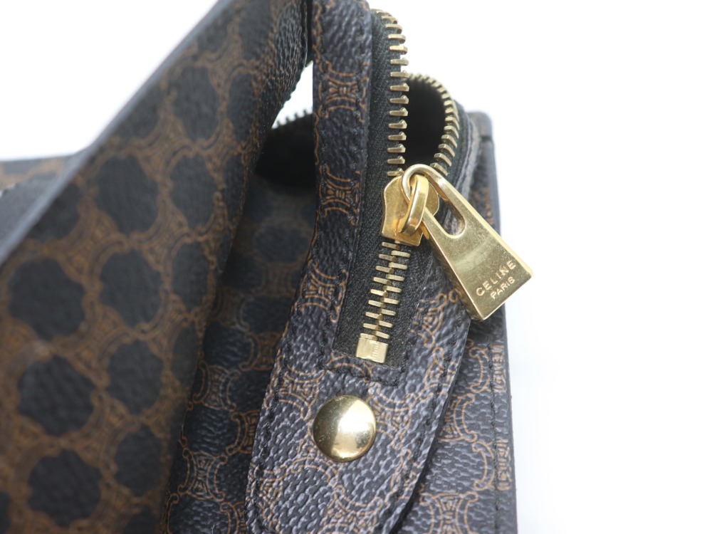 セリーヌマカダム柄トートバッグファスナー