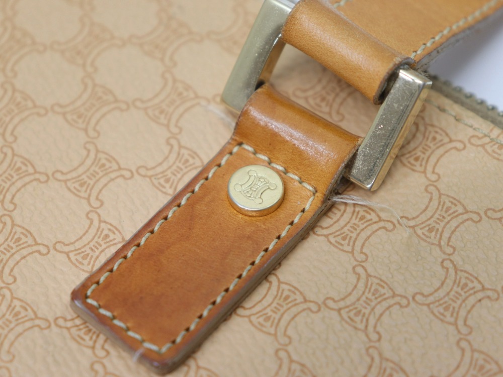 セリーヌマカダム柄トートバッグベージュ金具