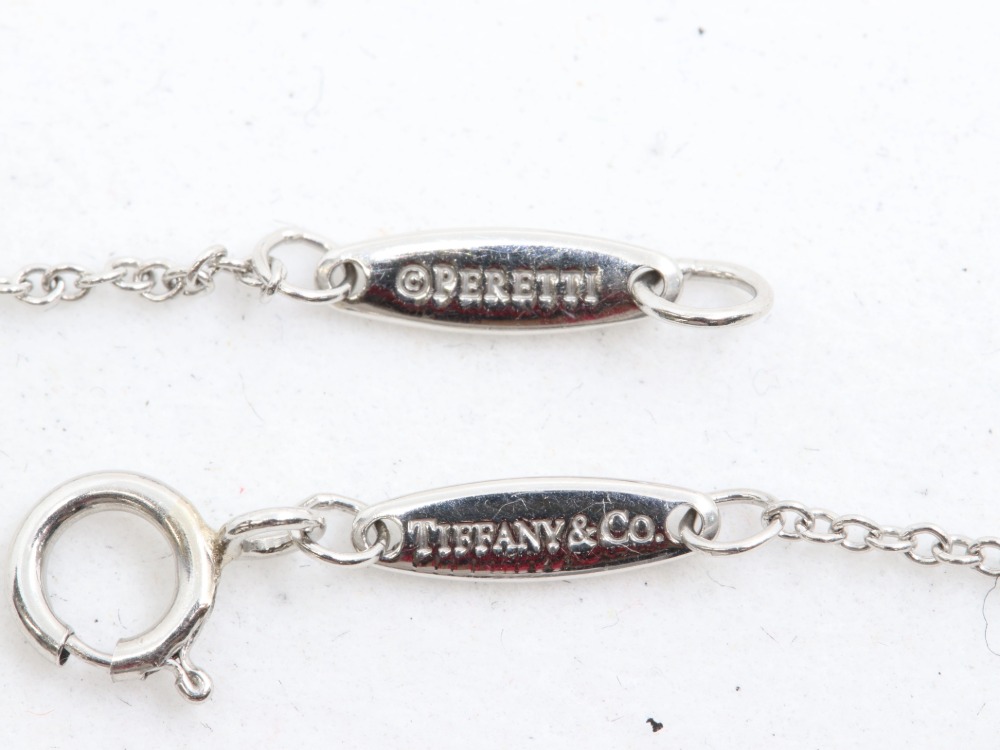 ティファニーのバイザヤードネックレス刻印