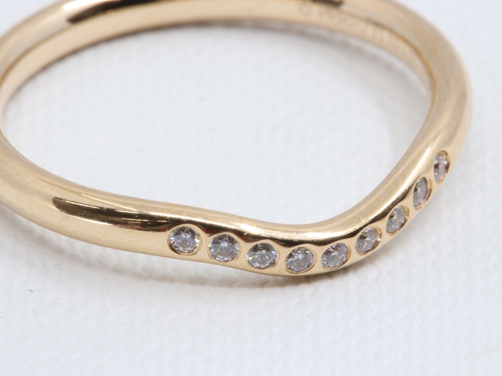 ティファニーカーブドバンドリングK18ダイヤ