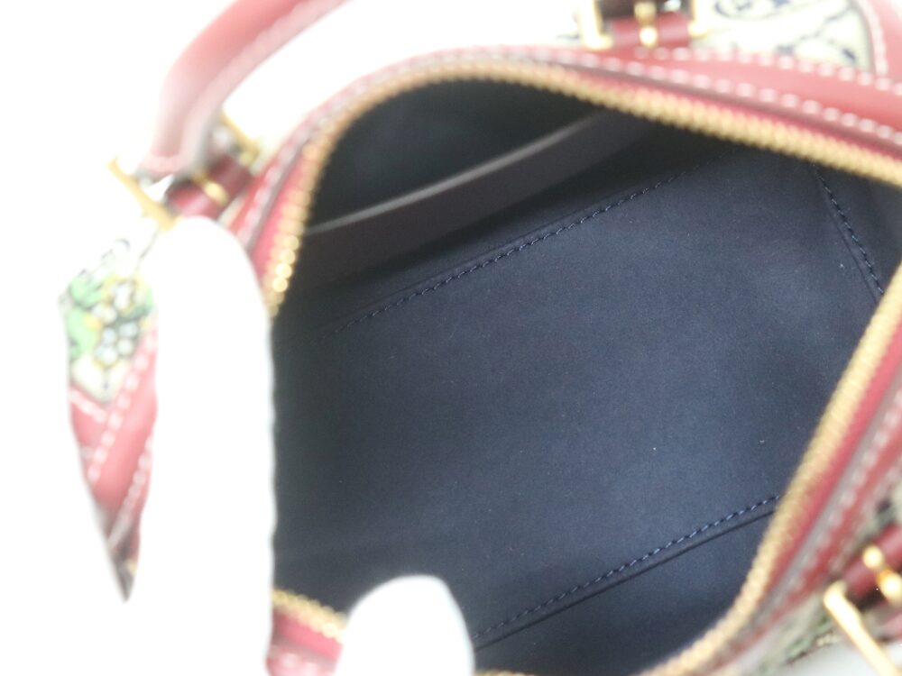 トリーバーチのキャンバスミニボストン2WAYバック内側