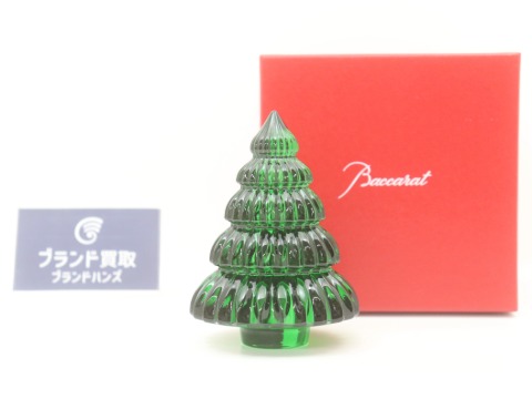 バカラのクリスマスツリー置物