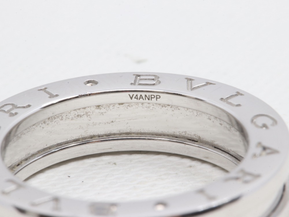 ブルガリのビーゼロワンリング刻印2