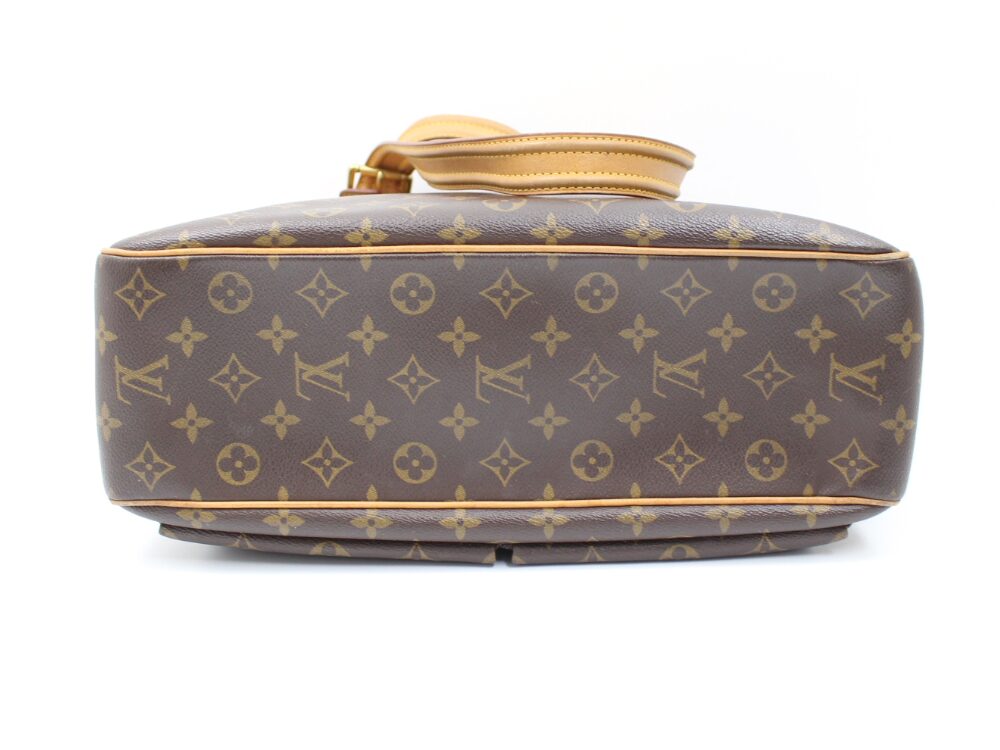 ルイヴィトンのミュルティプリ・シテ底面