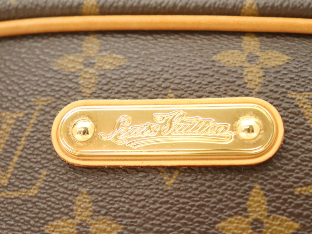 ルイヴィトンのモノグラムモントルグイユ金具