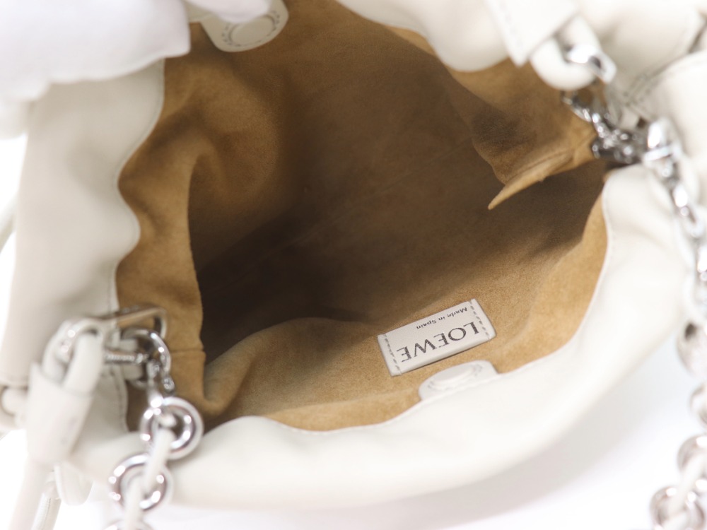 ロエベのフラメンコパースバッグ内側