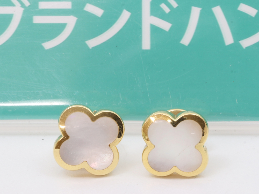 ヴァンクリーフ＆アーペルのピアス正面