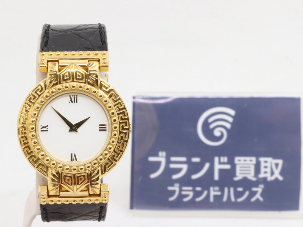 ヴェルサーチコインウォッチ7008012正面