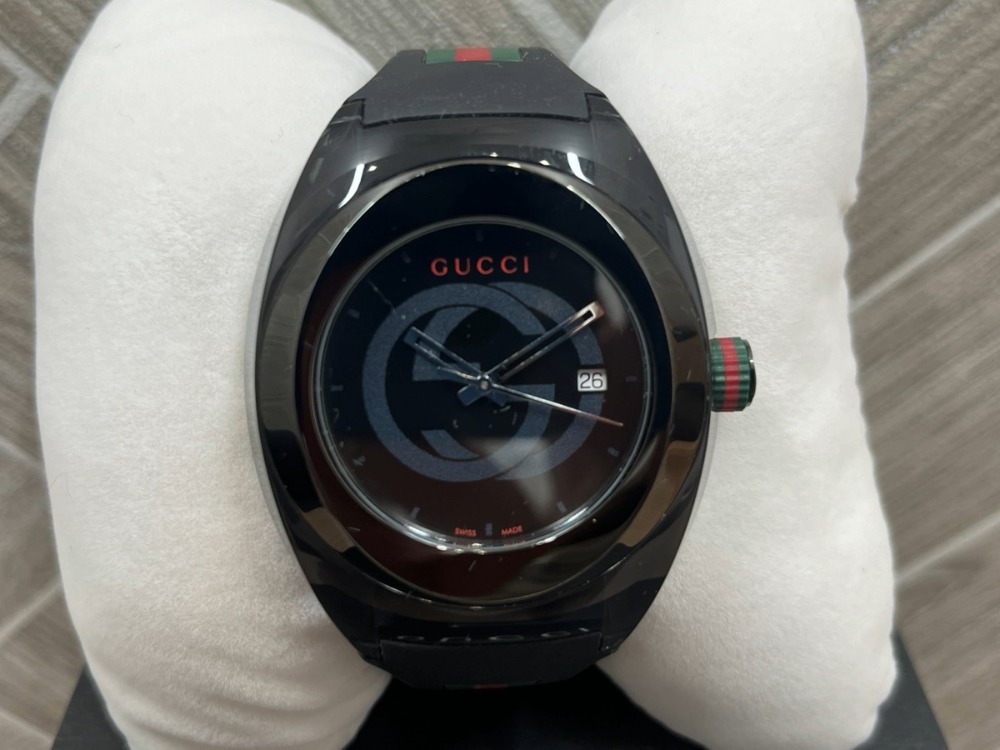 傷有りグッチシンク137.1腕時計アップ