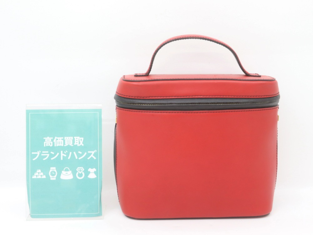 古いセリーヌのレザーバニティバッグ正面