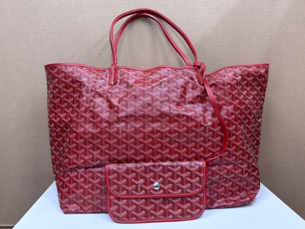 美品のゴヤールのサンルイGMトート正面