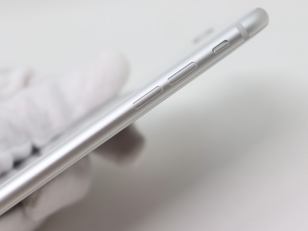 AppleのiPhone8横