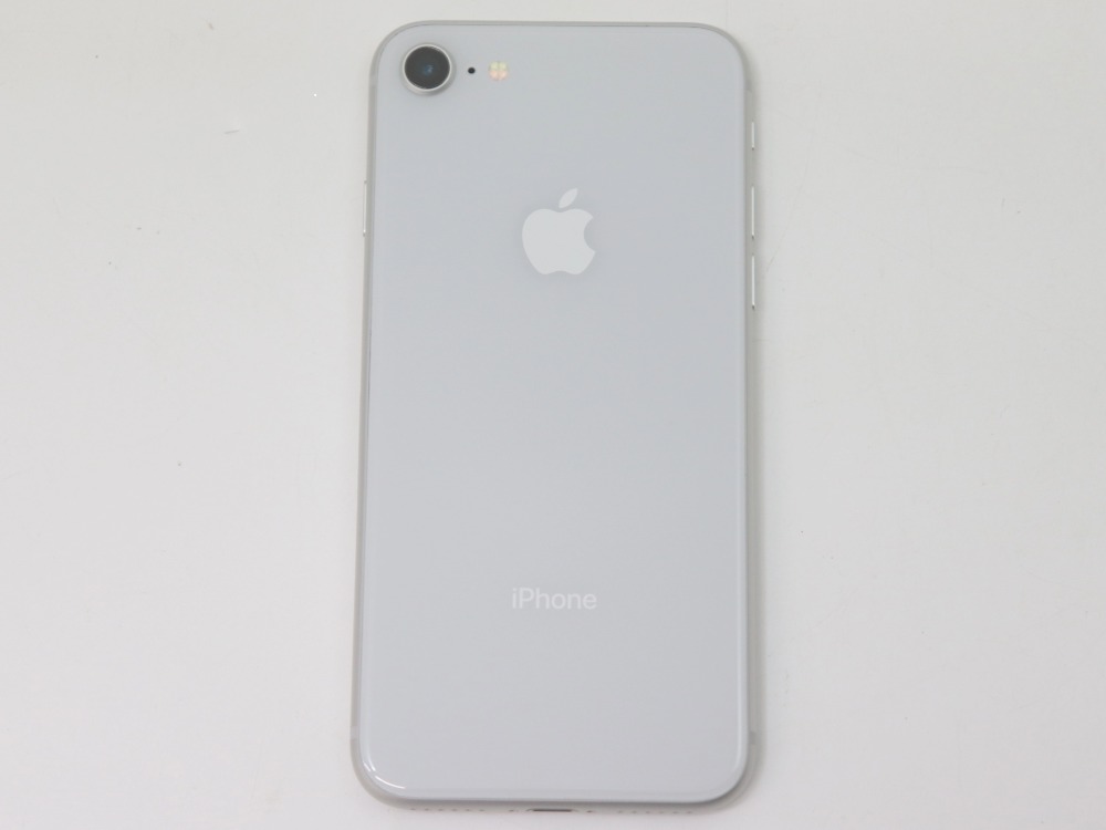 AppleのiPhone8裏面