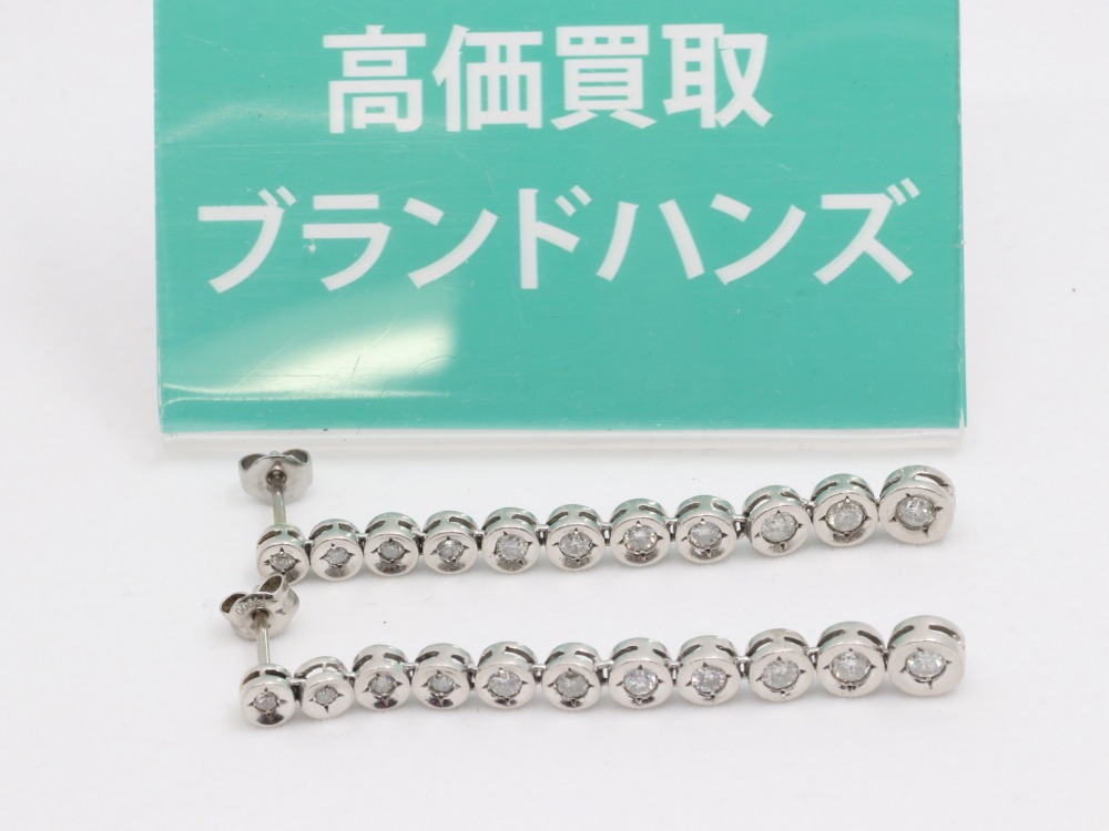 Pt900のダイヤピアス1.06ct両耳全体