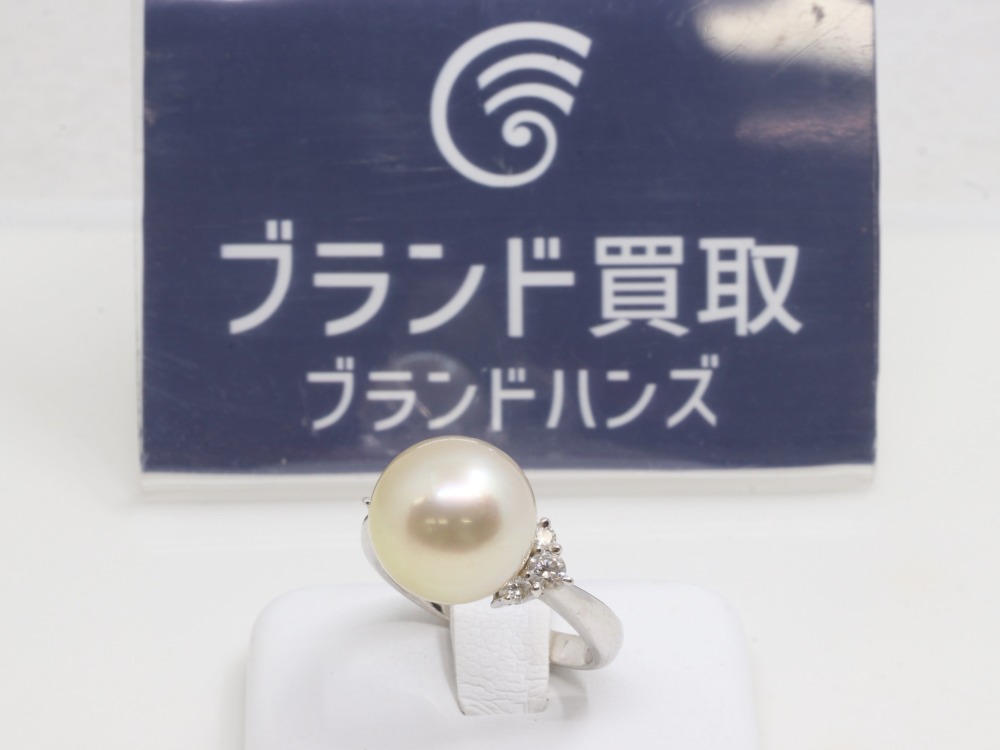 Pt900のパール×ダイヤリング全体