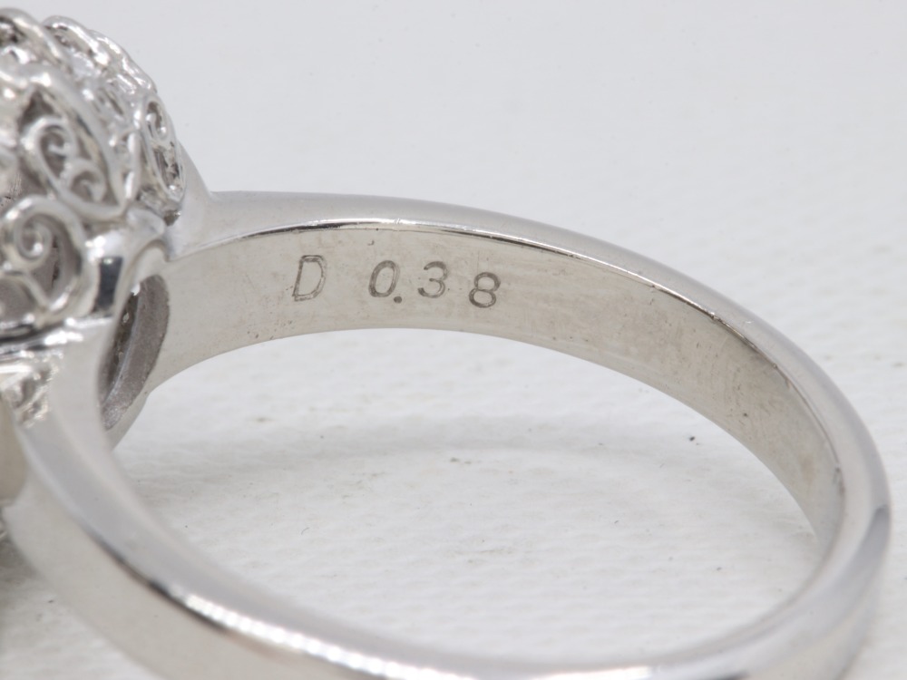 Pt900(プラチナ900)タンザナイトダイヤリング刻印