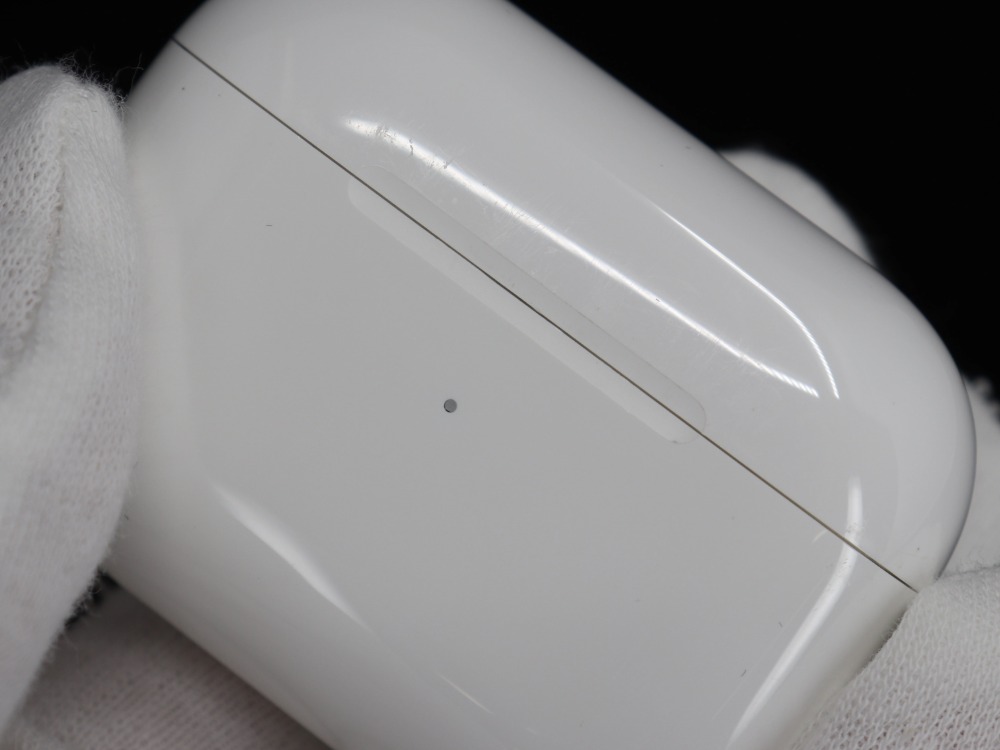 アップルのエアポッズ第一世代ケース