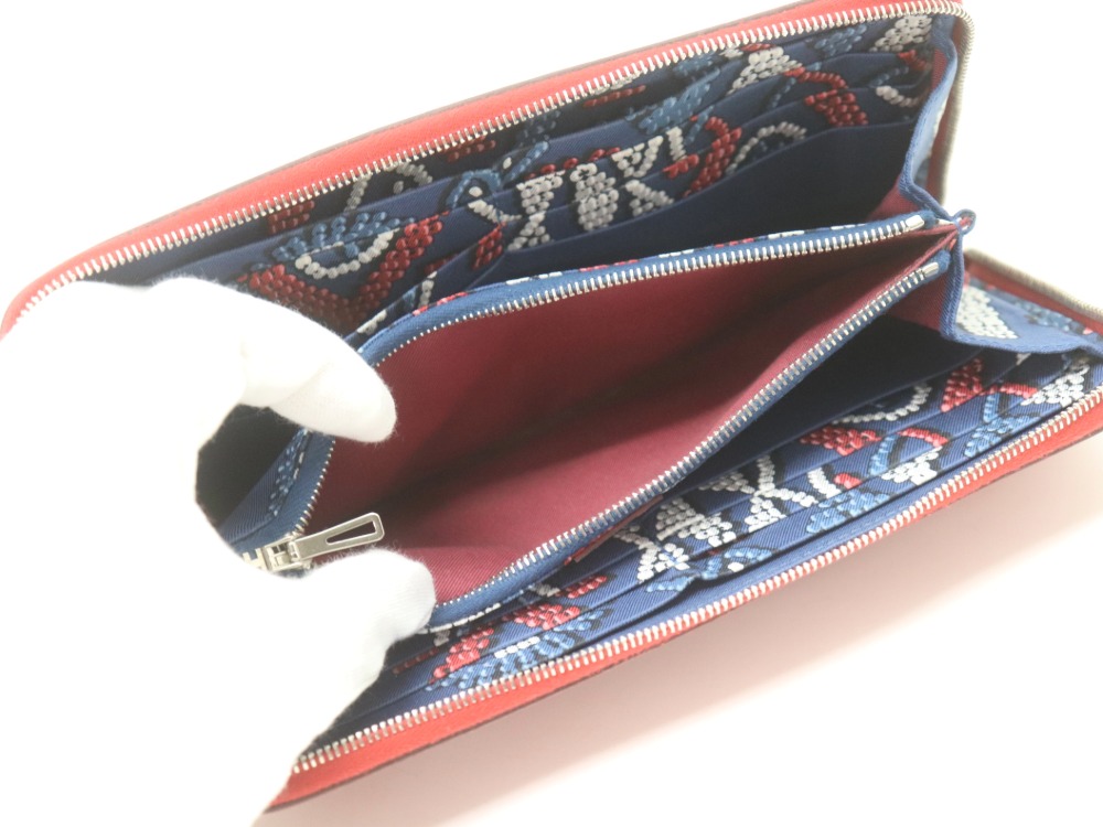エルメスのアザップロングシルクイン内