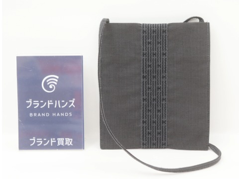 エルメスのエールラインポシェット