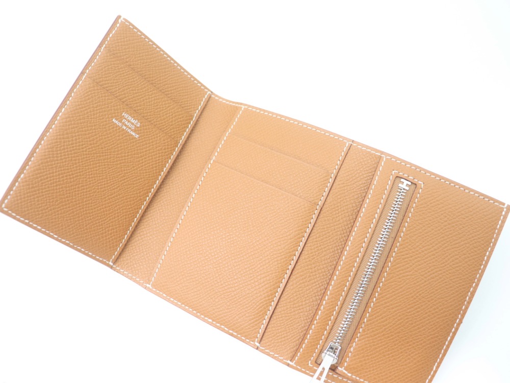 エルメスのベアンコンビネゴールド内