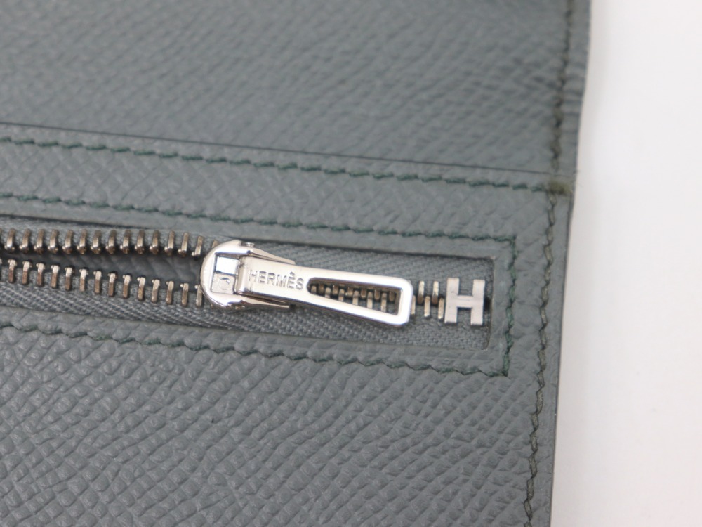 エルメスのベアンスフレ長財布チャック