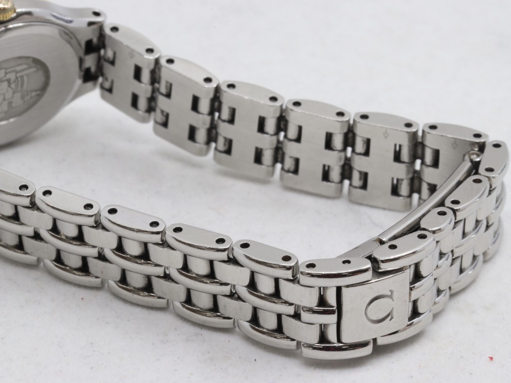 オメガのレディース腕時計デビルバックル