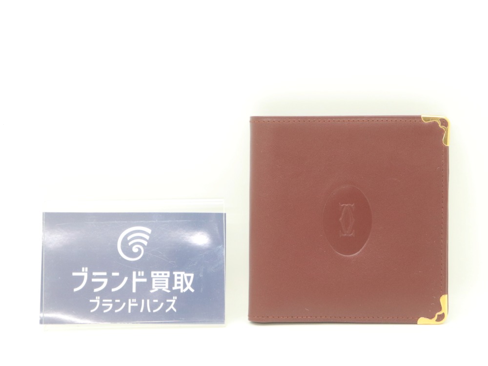 カルティエマスト二つ折りコンパクト財布正面