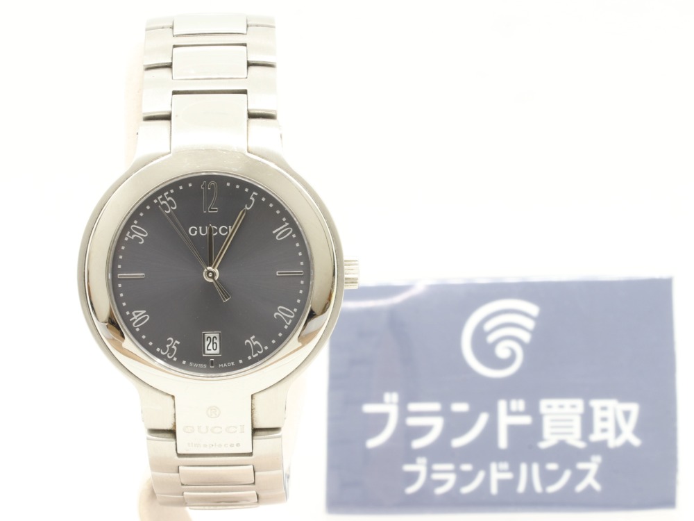 グッチの8900Mメンズクオーツ正面