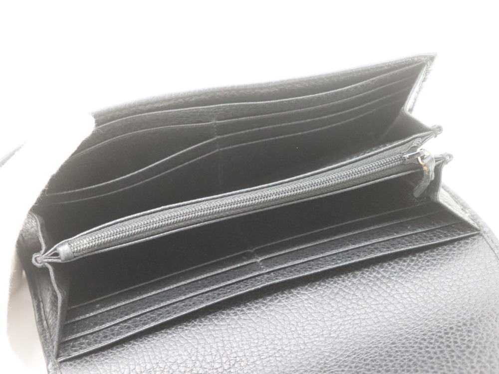 グッチのGGマーモント長財布内